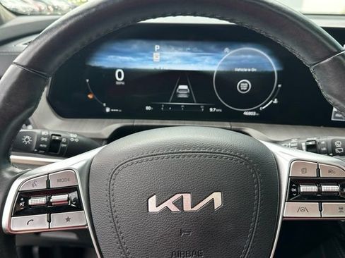 Used 2024 Kia Telluride SX Prestige AWD/4WD image 33