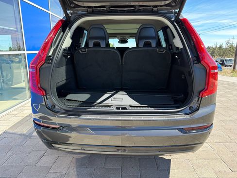 Used 2023 Volvo XC90 T8 Plus w/ Protection Package Premier AWD/4WD image 9