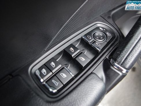 Used 2017 Porsche Cayenne S AWD/4WD image 11