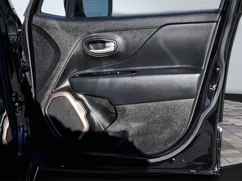 Certified 2023 Jeep Renegade Latitude w/ Sun/Sound Group image 25