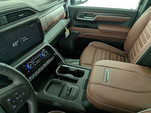 New 2026 GMC Sierra 3500 Denali Ultimate image 23