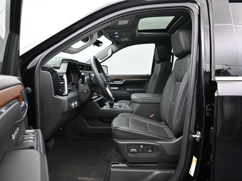 Used 2023 GMC Sierra 1500 Denali w/ Denali Reserve Package AWD/4WD image 9