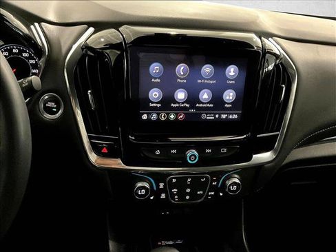 Used 2023 Chevrolet Traverse LT FWD image 24