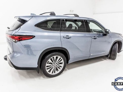 Used 2023 Toyota Highlander Platinum image 8