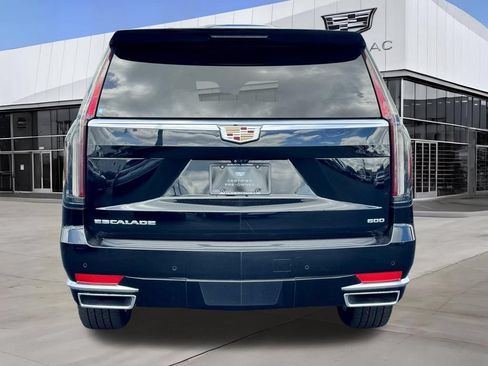 Certified 2022 Cadillac Escalade ESV Premium Luxury AWD/4WD image 8