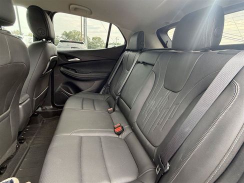 Used 2024 Buick Encore GX Avenir w/ Avenir Convenience Package FWD image 17