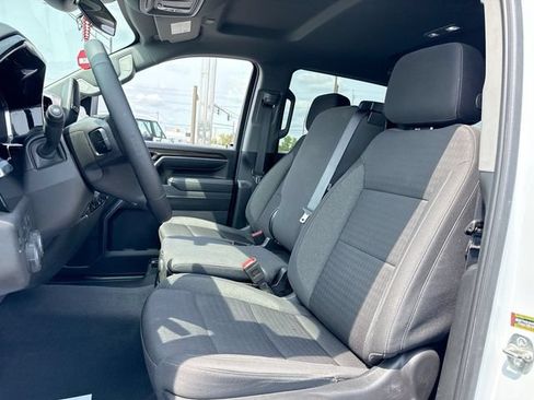 Used 2025 Chevrolet Silverado 2500 LT AWD/4WD image 11