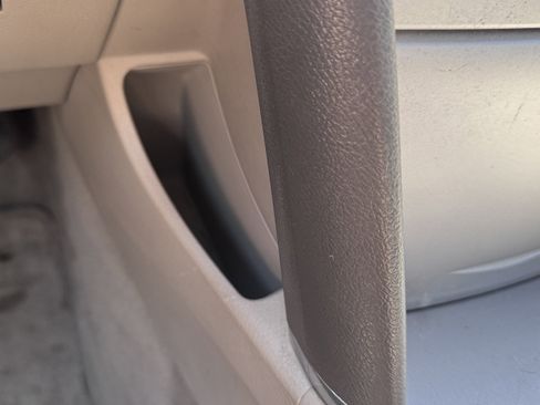 Used 2008 Toyota Camry LE FWD image 26