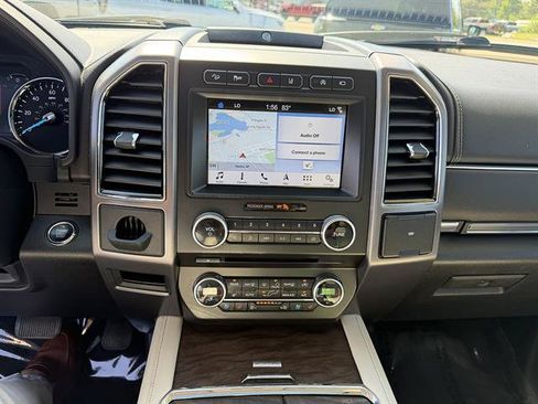Used 2018 Ford Expedition Platinum AWD/4WD image 42