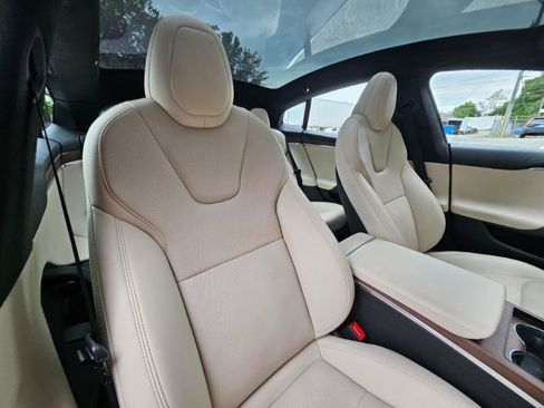 Used 2023 Tesla Model S AWD image 57