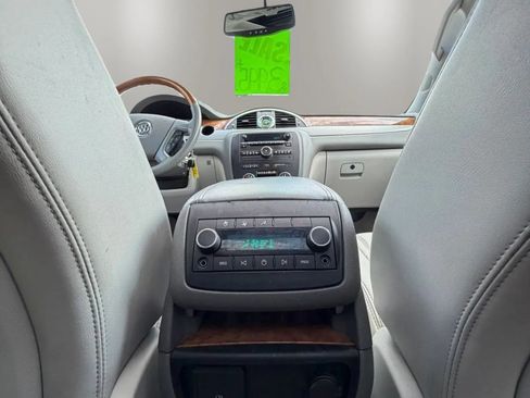Used 2011 Buick Enclave CXL AWD/4WD image 15