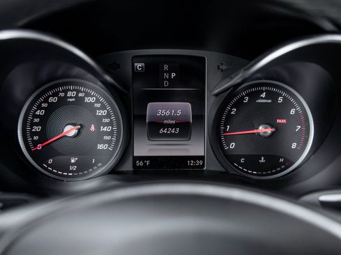 Used 2018 Mercedes-Benz GLC 300 GLC 300 image 25