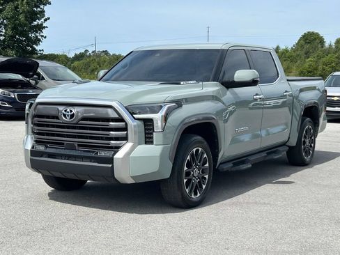 Used 2024 Toyota Tundra Limited w/ Power Package AWD/4WD image 3