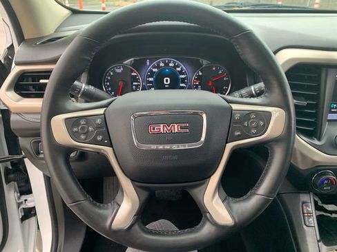 Used 2019 GMC Acadia Denali image 24