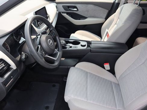 Certified 2022 Nissan Rogue SV AWD/4WD image 14