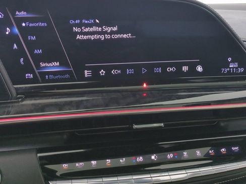 Used 2023 Cadillac Escalade Premium Luxury w/ LPO, Radiant Package image 25