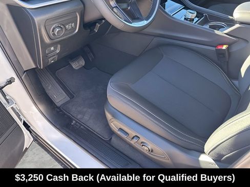 New 2025 Jeep Grand Cherokee Laredo X w/ Luxury Tech Group I RWD image 33