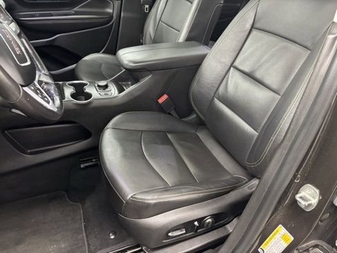 Used 2020 GMC Terrain SLT w/ Preferred Package image 13