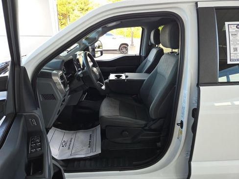 Used 2023 Ford F150 XLT w/ Trailer Tow Package image 16