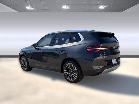 Used 2026 BMW X3 xDrive30 w/ Premium Package image 3