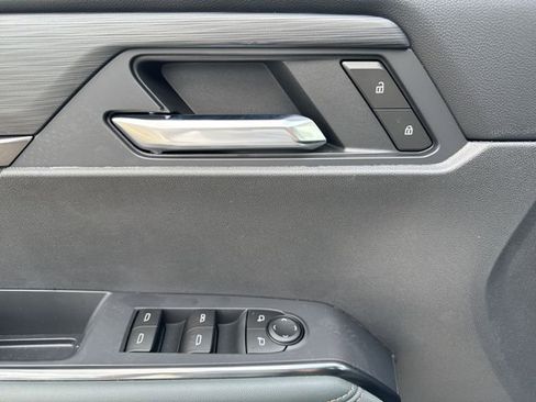 New 2026 GMC Acadia AT4 image 13