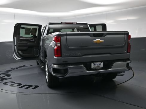 Used 2023 Chevrolet Silverado 1500 LTZ AWD/4WD image 28