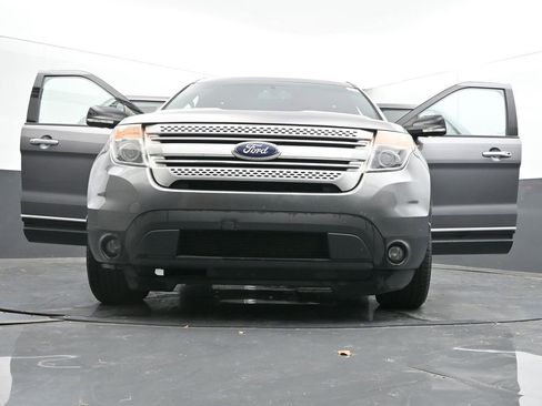 Used 2014 Ford Explorer XLT w/ Equipment Group 202A image 65