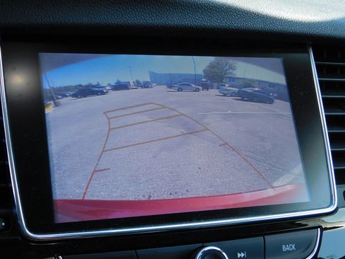 Used 2018 Buick Encore Preferred w/ Experience Buick Package AWD/4WD image 16