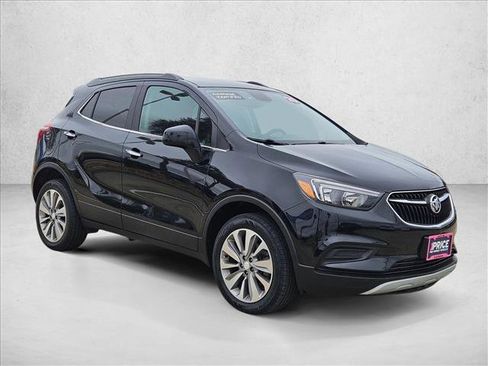Used 2020 Buick Encore Preferred image 3