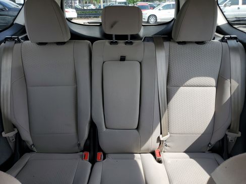 Used 2017 Ford Escape SE image 24