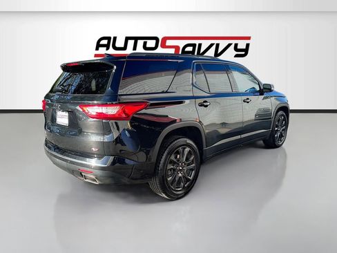 Used 2021 Chevrolet Traverse RS image 7