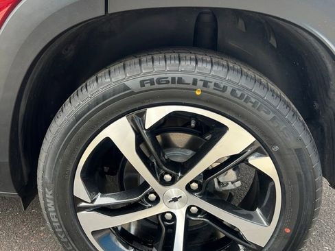 Certified 2024 Chevrolet Trax RS w/ Driver Confidence Package FWD image 14