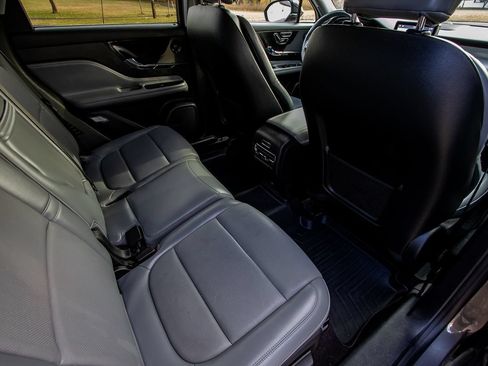 Used 2021 Lincoln Corsair Reserve AWD/4WD image 25