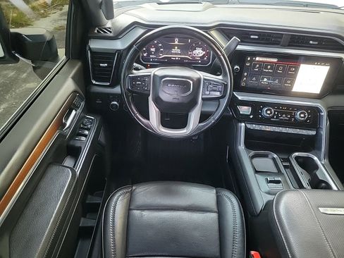 Used 2024 GMC Sierra 2500 Denali w/ Denali Reserve Package image 17