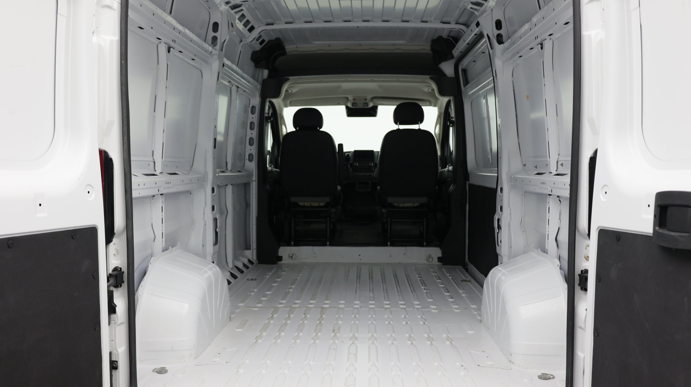 Used 2024 RAM ProMaster 2500 w/ Convenience Group FWD image 31