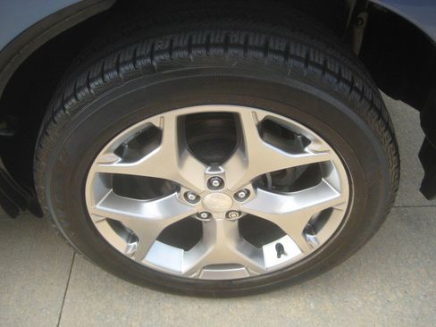 Used 2015 Subaru Forester 2.5i Touring w/ Eyesight & Navigation System AWD/4WD image 11