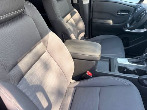 Certified 2024 Nissan Frontier SV w/ SV Convenience Package RWD image 12