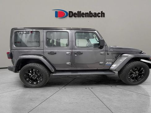 Used 2021 Jeep Wrangler Unlimited Sahara w/ Cold Weather Group AWD/4WD image 5