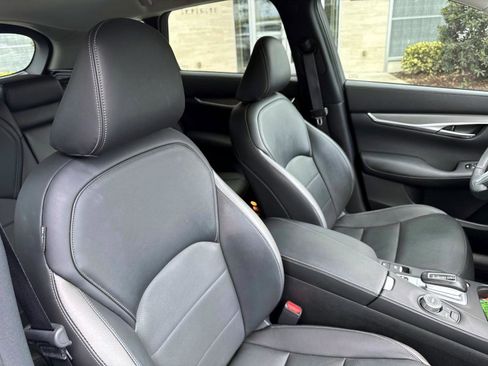 Certified 2023 INFINITI QX50 Luxe image 15