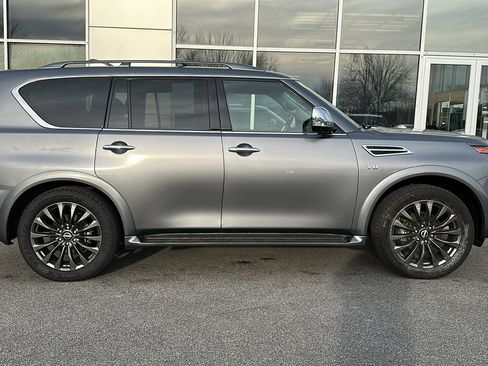 Certified 2021 Nissan Armada Platinum w/ Captain's Chairs Package image 32