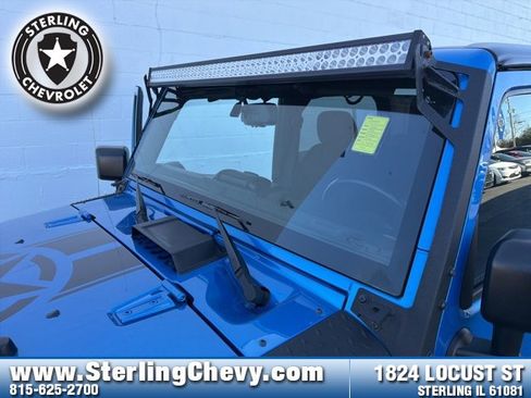 Used 2016 Jeep Wrangler Sport image 19