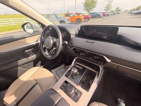 Used 2024 MAZDA CX-90 Plug-In Hybrid w/ Preferred image 18