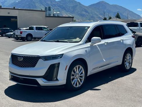 Used 2020 Cadillac XT6 Premium Luxury w/ Platinum Package AWD/4WD image 8