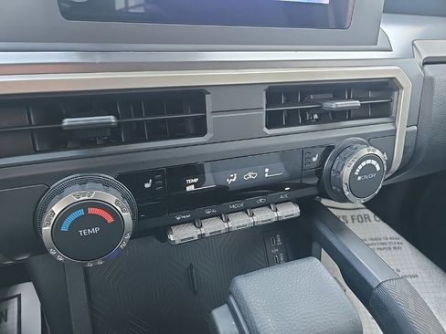 Used 2025 Toyota Tacoma SR5 image 62