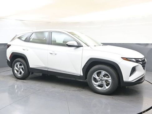 Certified 2022 Hyundai Tucson SE w/ Cargo Package image 7
