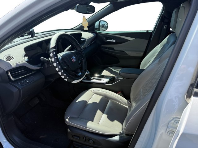 Used 2025 Buick Envista Avenir FWD image 9