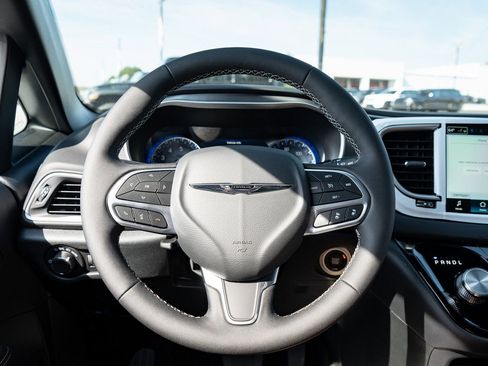 New 2026 Chrysler Voyager LX FWD image 28