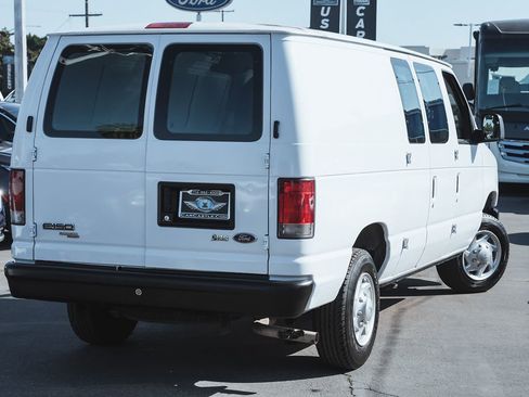 Used 2014 Ford E-150 and Econoline 150 w/ Power Group image 2