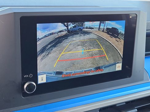 Used 2024 Toyota Tacoma TRD Off-Road image 14