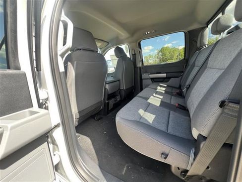 New 2026 Ford F250 4x4 Crew Cab Super Duty image 7